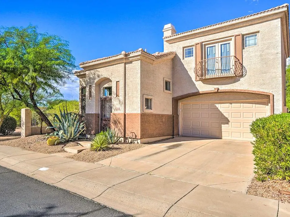 4130 E Hallihan Dr