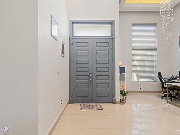 4th image of 3912 Water Lily Ave