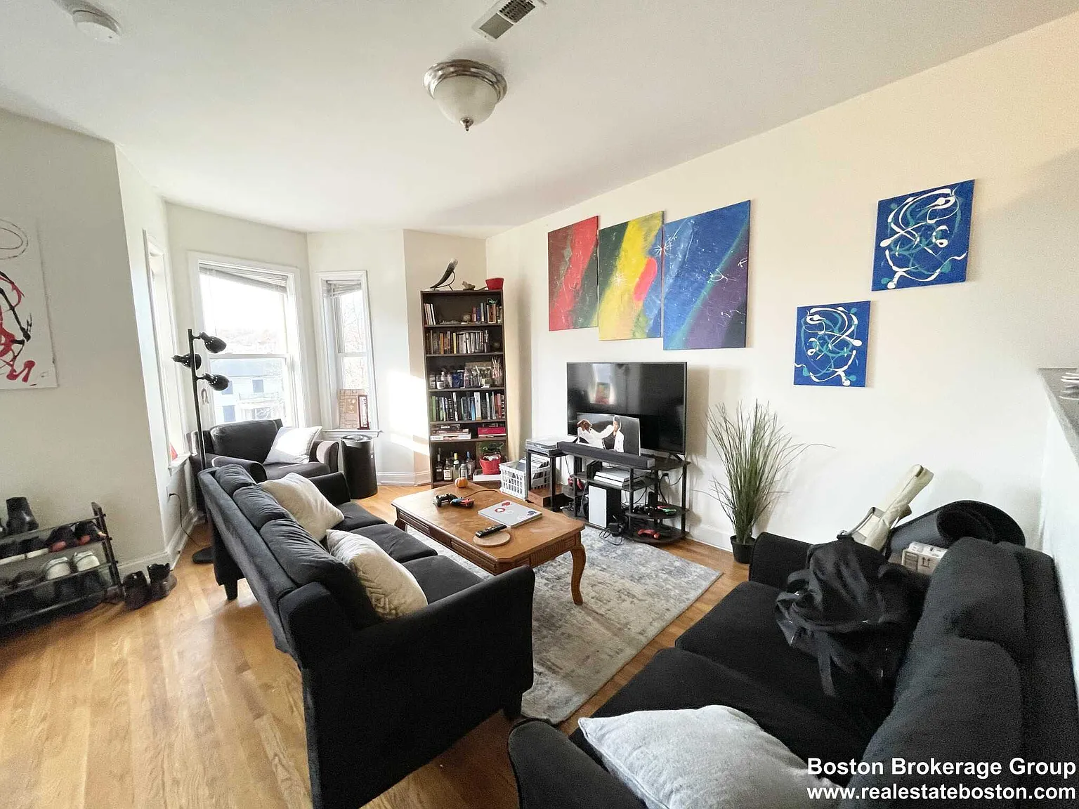 3 bed, 1.5 bath, $3,900 — Photo 4