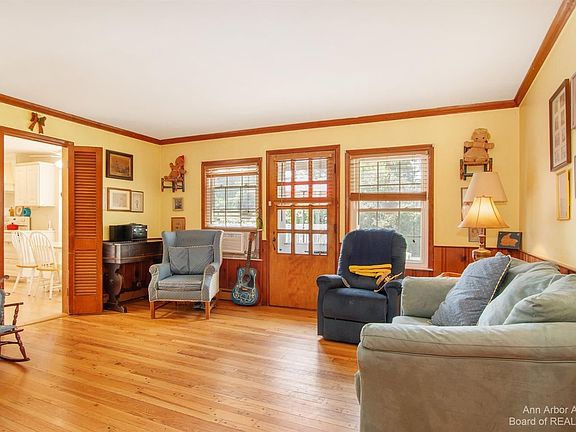 5th image of 32111 Westlady Dr