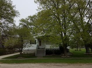 106 N Shelly Ave, Reddick, IL 60961