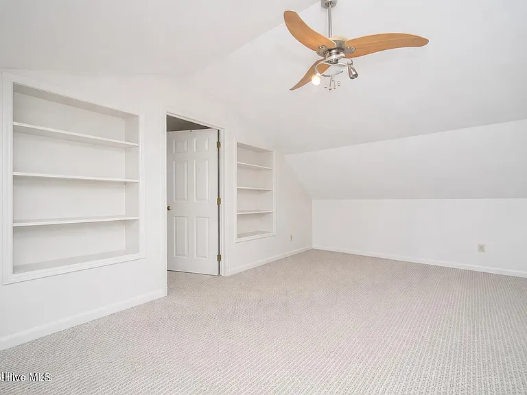 28900-2 Deercroft Dr — Photo 22