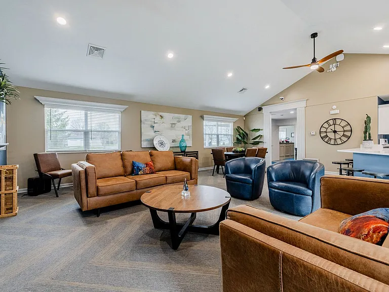 Compass Pointe — Photo 62