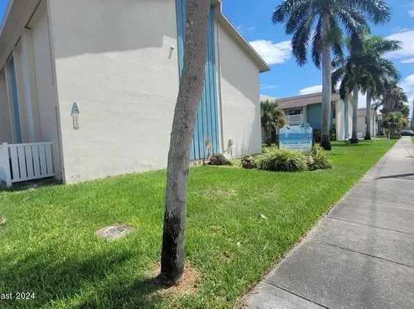 250 N Banana River Dr APT C2, Merritt Island, FL 32952