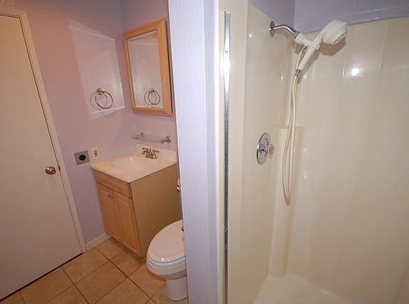 4th image of 320 Peninsula Ave APT 109