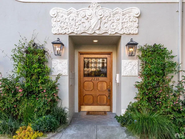 2235 Beach St APT 201, San Francisco, CA 94123