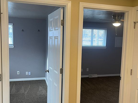 4th image of 1071 Winona Dr #1075