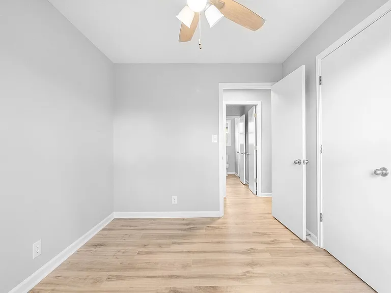2214 Glory Dr — Photo 13