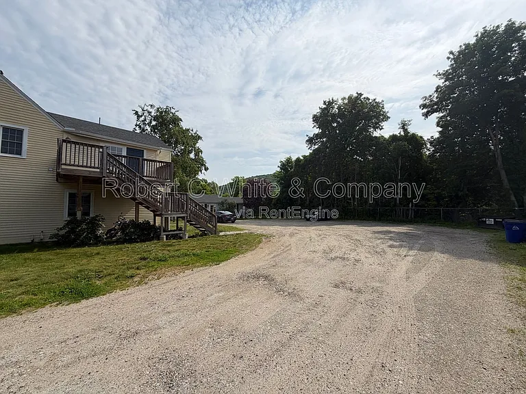202 Main St #C — Photo 4