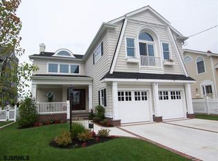 21 Walnut Rd, Ocean City, NJ 08226