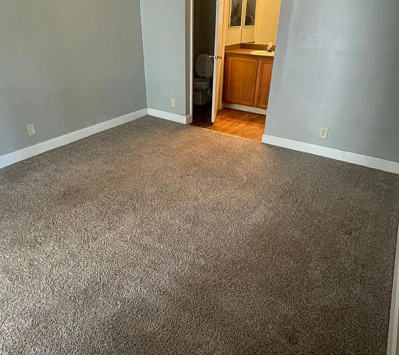 718 Executive Center Dr #211-7-211