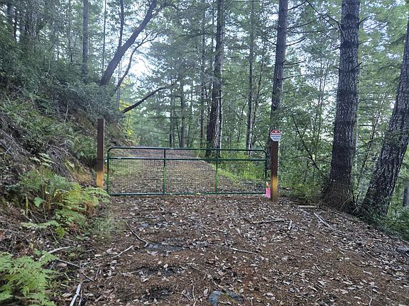 2nd image of 967 & 1141 Shop Rd