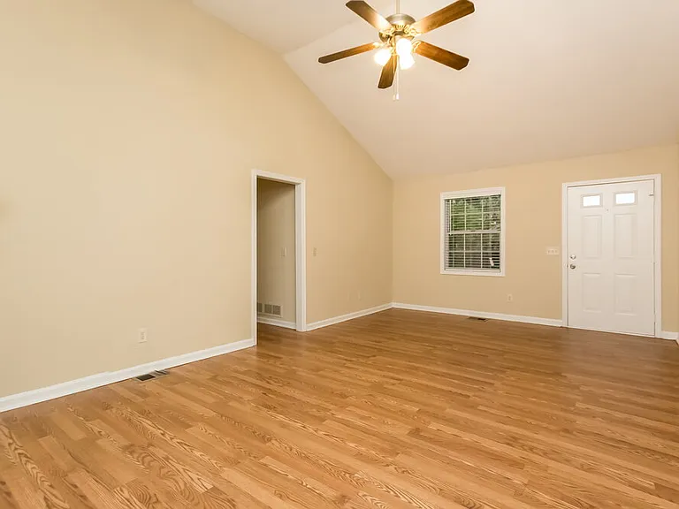 1610 Summit Rdg — Photo 5