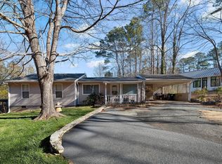 5613 Barbee Chapel Rd, Chapel Hill, NC 27517