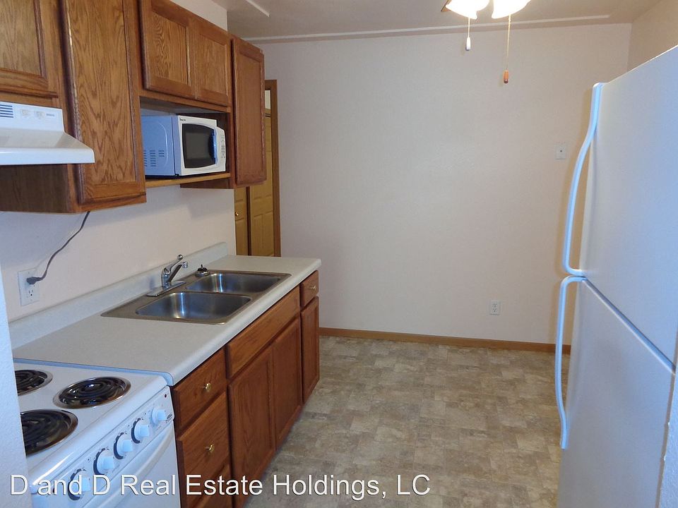 2nd image of 513 C Ave NW APT 4