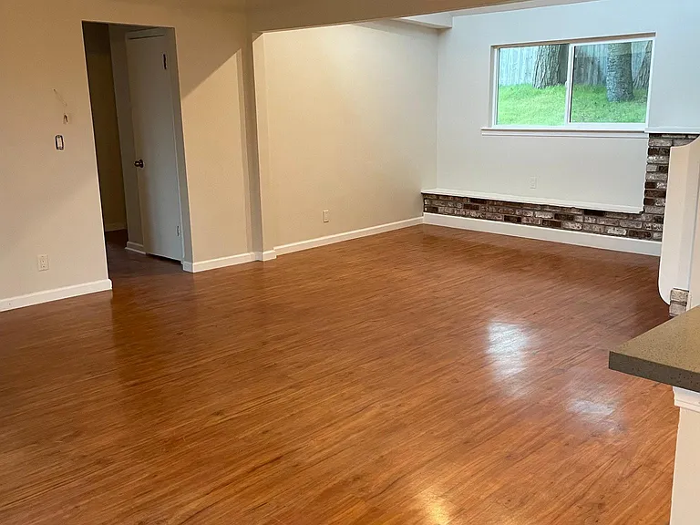 6038 Hughes Rd — Photo 3