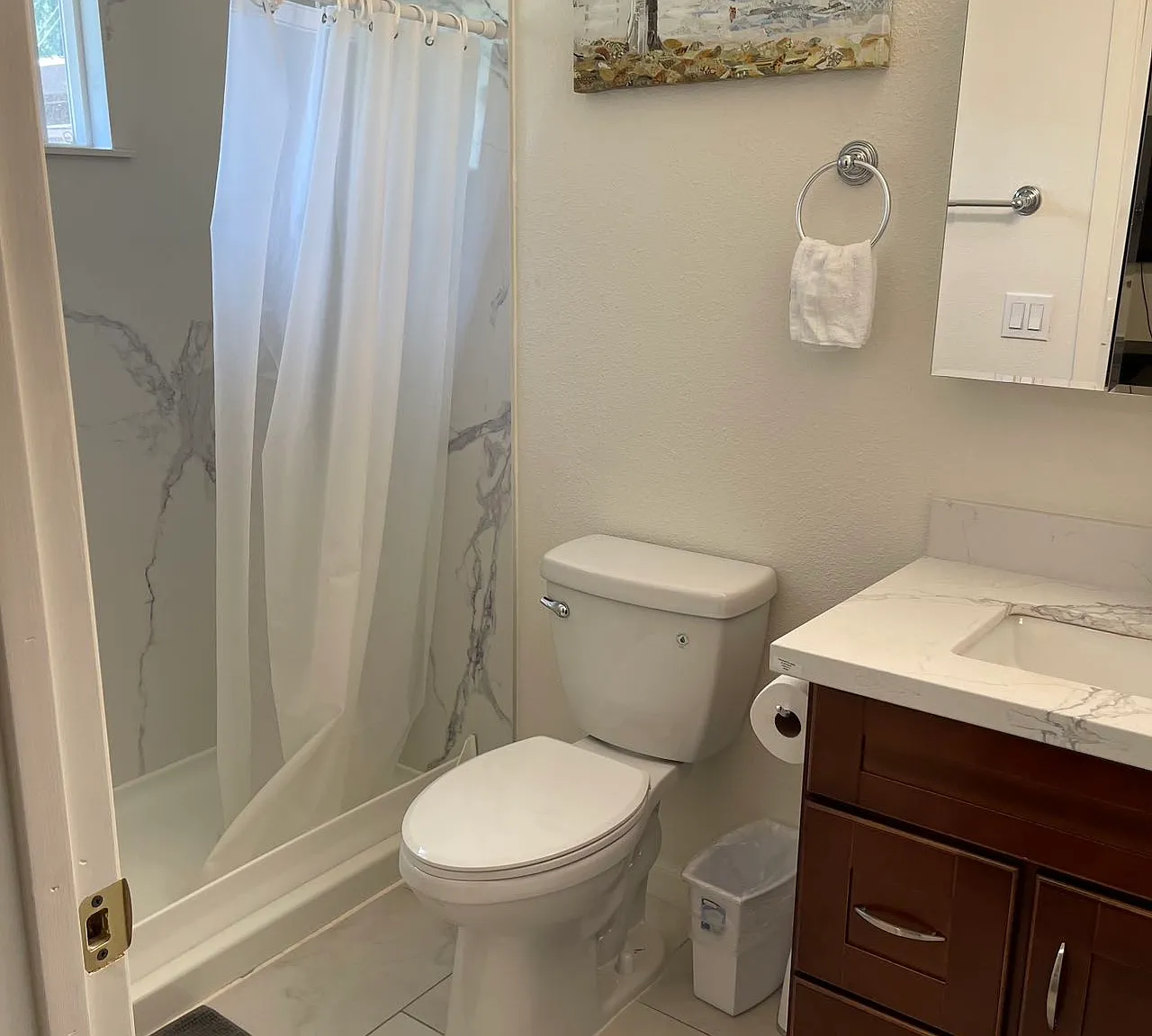 7572 Sutton Ln — Photo 3