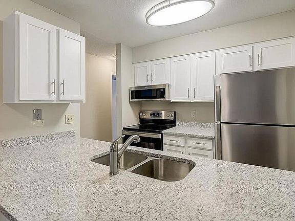 2nd image of 14720 E Kentucky Dr APT 612