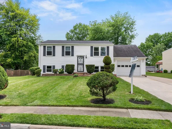 1263 Wilshire Dr, Herndon, VA 20170