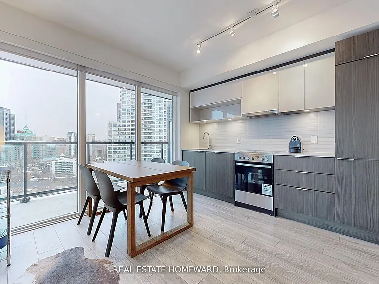 159 Wellesley St E #1809 — Photo 10
