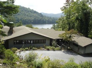 426 Woodward Trl, Sapphire, NC 28774