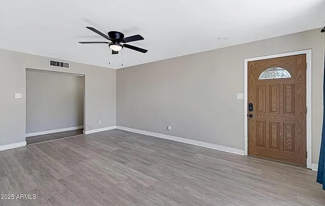 110 W Del Rio Dr — Photo 36