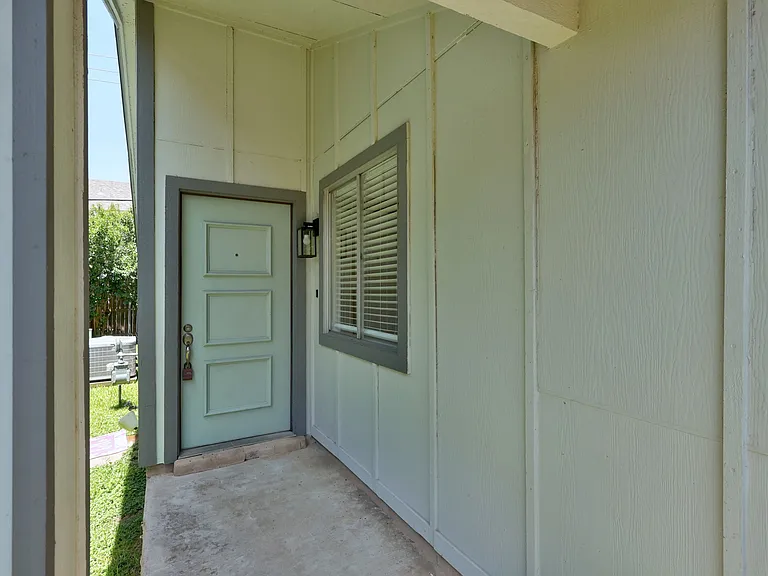 9445 Singing Quail Dr — Photo 29