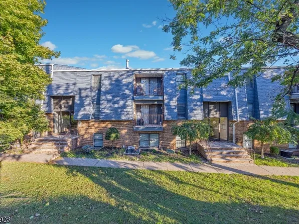 700 Schuyler Ave D24 #D24, Kearny Town, NJ 07032