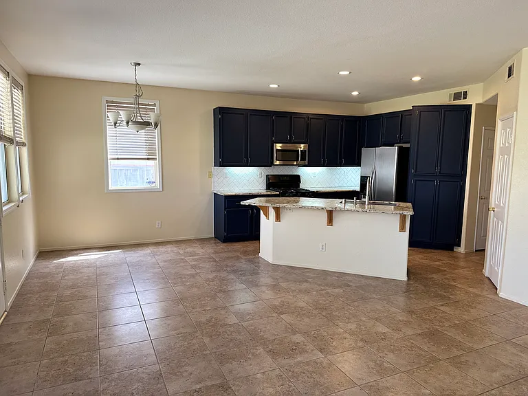 29668 Desert Terrace Dr — Photo 3