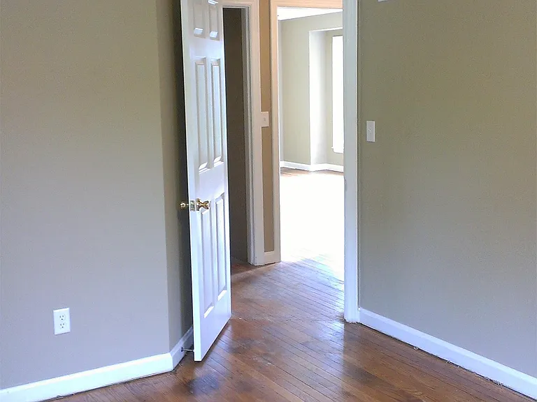 616 Cleburn St — Photo 7