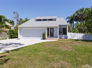 14893 Kimberly Ln, Fort Myers, FL 33908