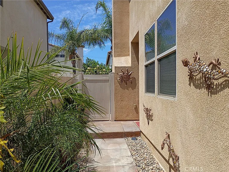 9365 Hawk Eye Ln — Photo 6