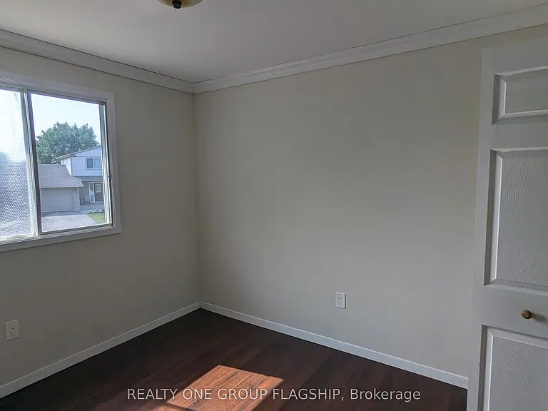 7 Greening Ave #UPPER — Photo 16