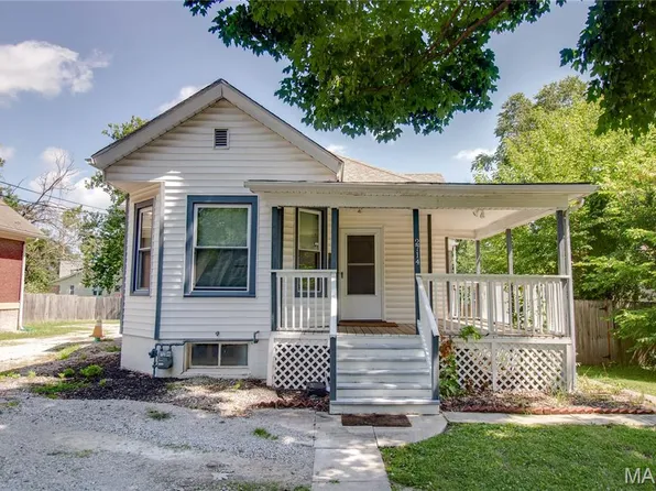 2714 Brown St, Alton, IL 62002
