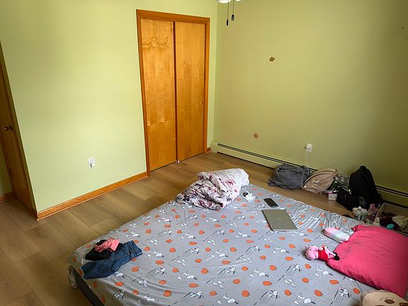 3rd image of 108 Luddington Ave #2