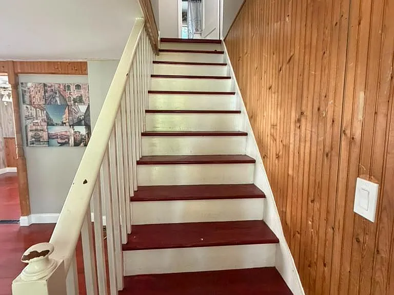131 Summit Ave — Photo 11