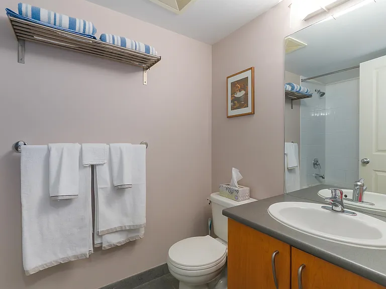 1295 Richards St #407 — Photo 9