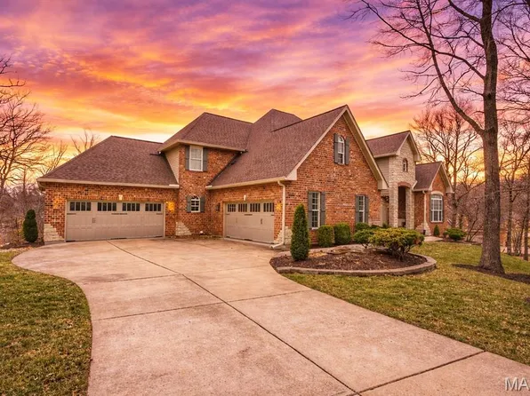 994 Stone Spring Dr, Eureka, MO 63025