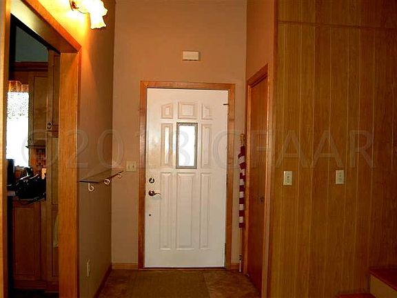 2nd image of 929 17th St NW