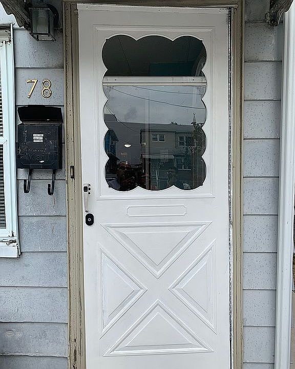 1st image of 78 Corbin Ave