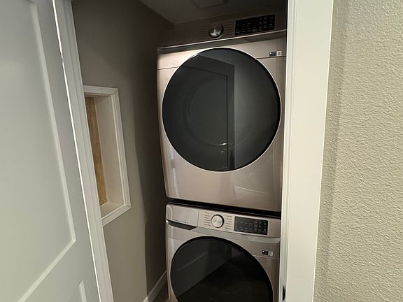 3rd image of 17603 SE 292nd Pl