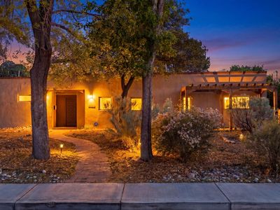 808 Parkland Cir SE, Albuquerque, NM, 87108