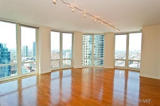 2nd image of 345 N La Salle Dr APT 3801