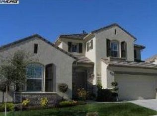 5012 Round Hill Dr, Dublin, CA 94568