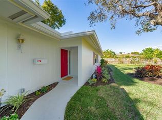 24 Crooked Ln #12, Naples, FL 34112