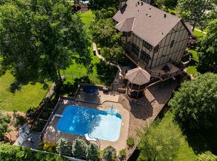 2540 Woodland Ct, West Des Moines, IA 50266