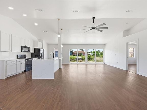5th image of 7266 Buchanan RD