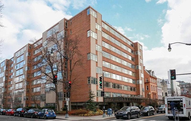 The Dupont East - One Block from Dupont Circle Metro
