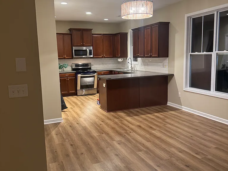 146 Cornel Ln — Photo 25