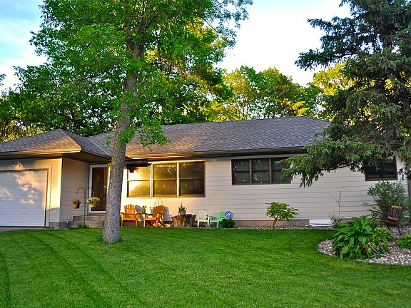 2nd image of 2780 Farrington St